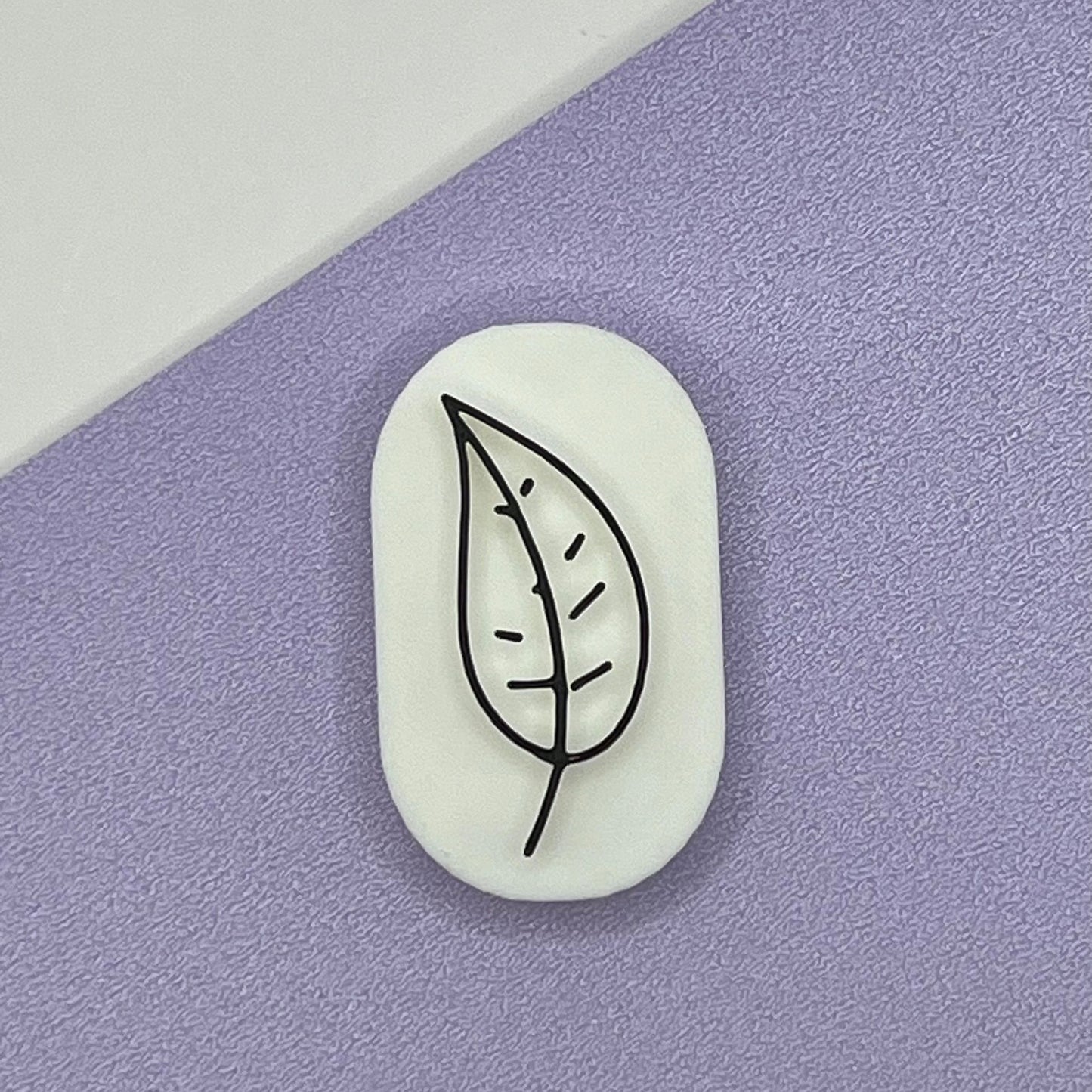 Leaf Stamp 16